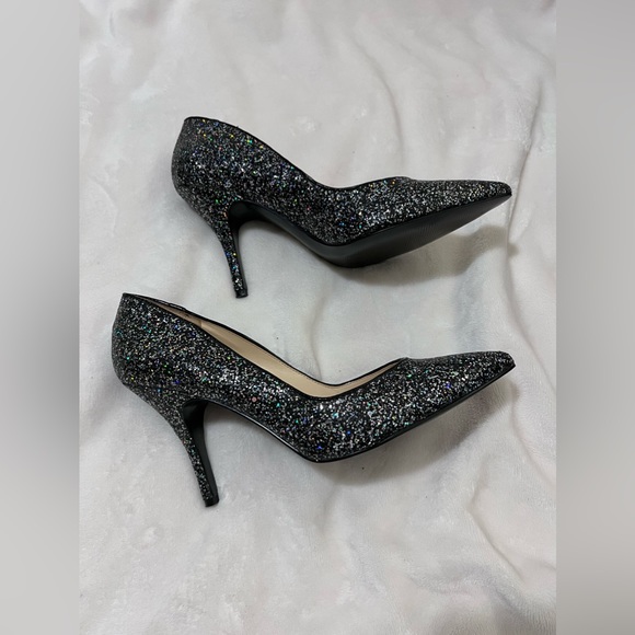 Black iridescent sparkly pointed heels - Picture 2 of 6